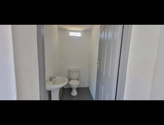 25M² OFFICE TO LET IN GLENWOOD